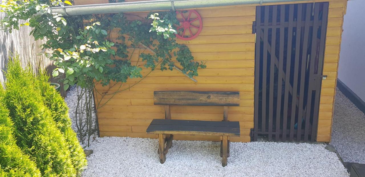 Knusperhaeuschen Maria Nikoletta Witra Exterior foto